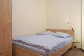 Schlafzimmer 2, Doppelbett (140x200cm)
